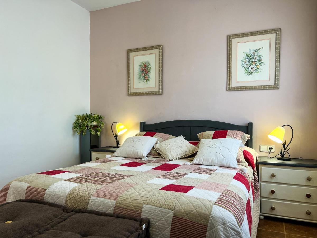 Vivalidays Casa Ricardo Villa Sant Cebria de Vallalta ภายนอก รูปภาพ