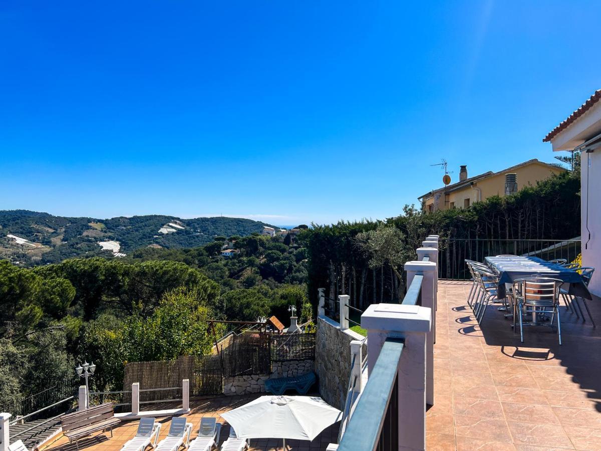 Vivalidays Casa Ricardo Villa Sant Cebria de Vallalta ภายนอก รูปภาพ